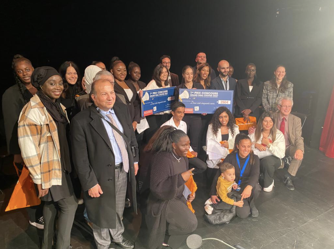 Photo d'un des groupes ayant participé au Grand Oral Citoyen.